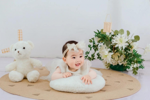 广州代怀试管生子几个月宝宝可以吃水果